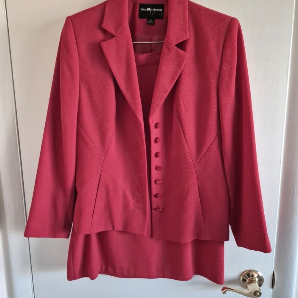 Sag Harbor Red Tailored Blazer & Skirt Set – Size 12 (Women’s Large)